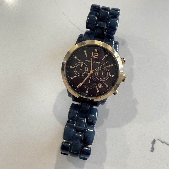 Michael Kors watch - Picture 1 of 7